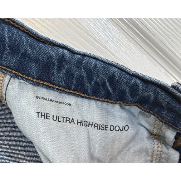 7 for All Mankind Women's Dark Wash Ultra High-Rise Dojo Stretch Denim Jeans 30 - Picture 6 of 11